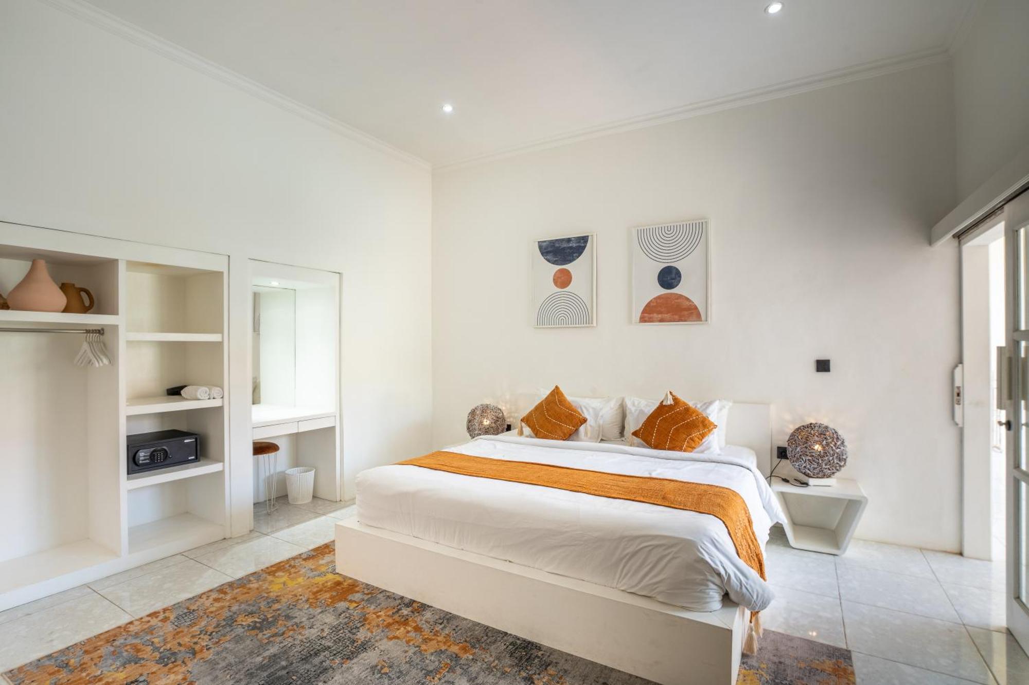 Modern 3 Bedrooms Villa Beach Walking Distance Seminyak  Bagian luar foto